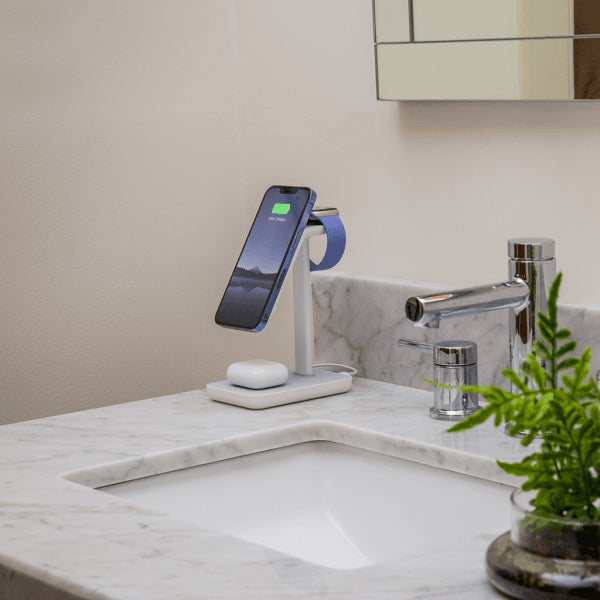 Twelve South Trådlös Laddare HiRise Three MagSafe Vit