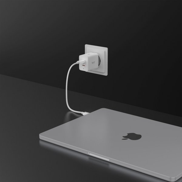 Spigen Essential Laddare 47W 2xUSB-C Vit