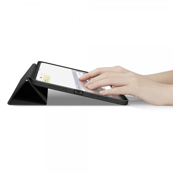 Spigen iPad Pro 11 (M4/M5) Fodral Urban Fit Svart