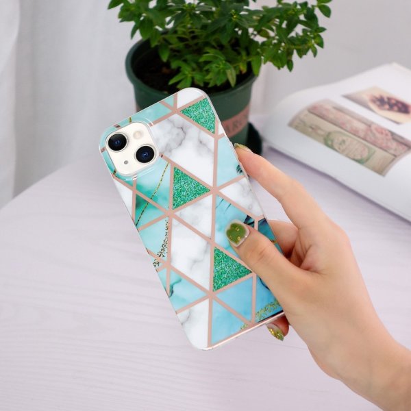 iPhone 15 Plus Skal Marmormönster Grön Vit