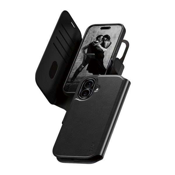 CARE by PanzerGlass iPhone 17 Fodral Tango Two-in-One Wallet MagSafe Svart