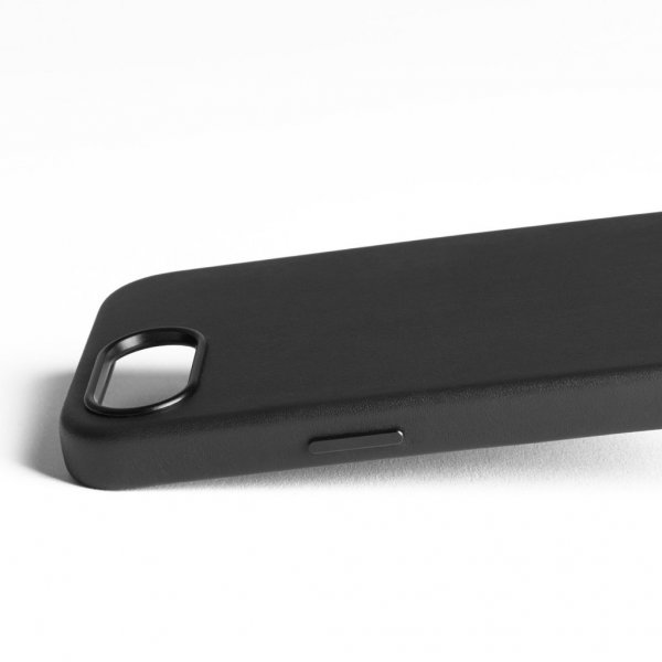 Mujjo iPhone 16e/17e Skal Full Leather Case MagSafe Svart