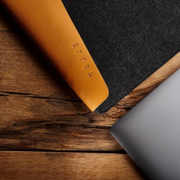 Mujjo MacBook Sleeve 16" Brun Svart
