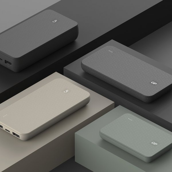 GP Powerbank Plus 10 000 mAh Svart