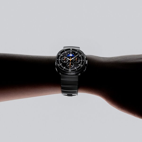 Spigen Samsung Galaxy Watch 8 40/44mm/Classic 46mm Armband WBS2 Svart
