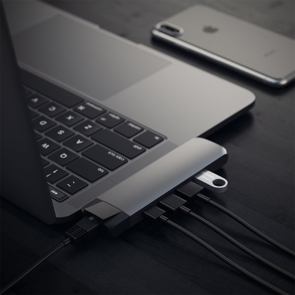 Satechi USB-C Pro Hub med 4K HDMI och Ethernet Space Gray