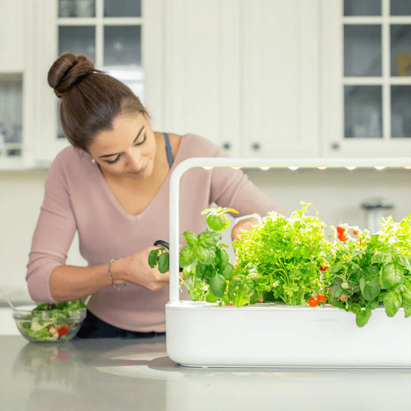Click and Grow Smart Garden 9 Pro Start Kit Vit