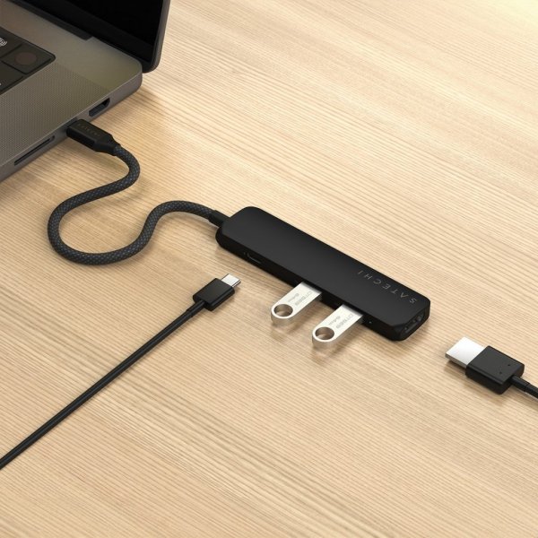 Satechi 4-i-1 USB-C Slim Multiport Adapter 4K Svart