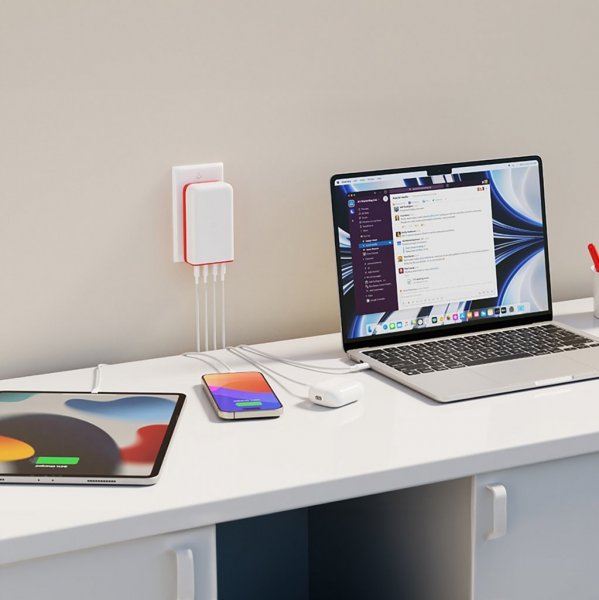 Twelve South Laddare PlugBug 120W med Find My
