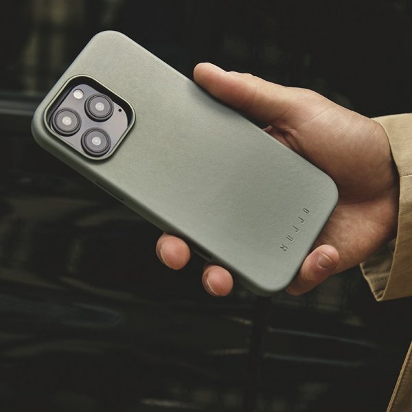 Mujjo iPhone 16 Pro Skal Full Leather Case Green Smoke