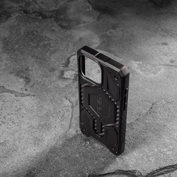 Urban Armor Gear (UAG) iPhone 16 Pro Skal Monarch Pro MagSafe Carbon Fiber
