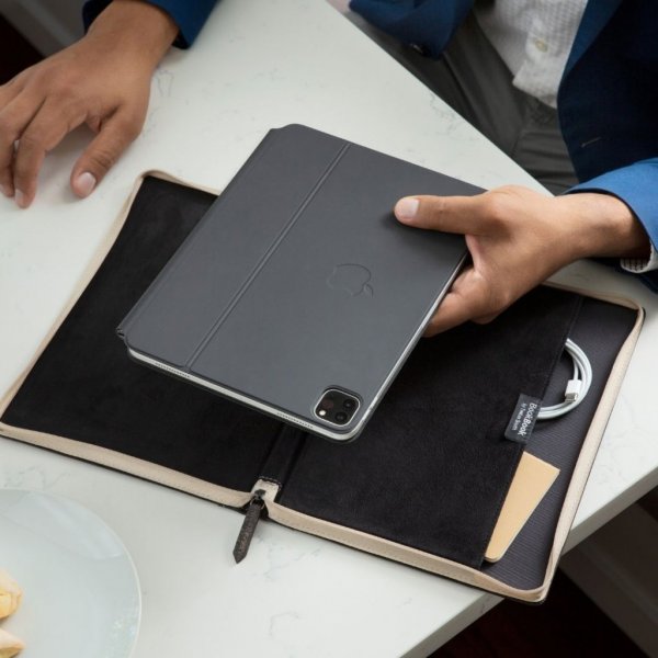 Twelve South iPad Pro 11 (gen 2/3/4) Fodral BookBook Cover Vol. 2 Brun