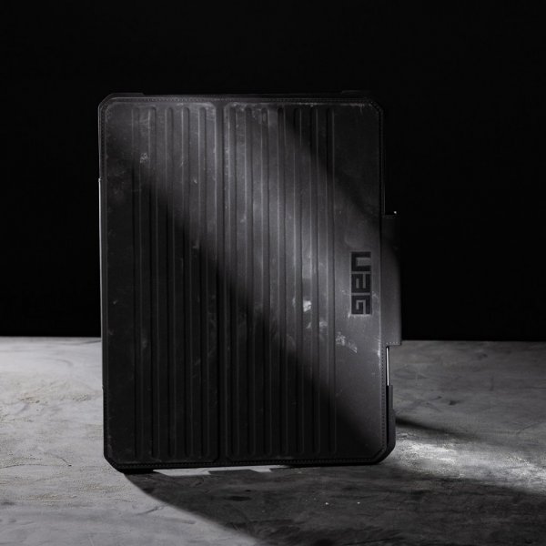 Urban Armor Gear (UAG) iPad Air 13 (M2/M3/M4) Fodral Metropolis SE Olive