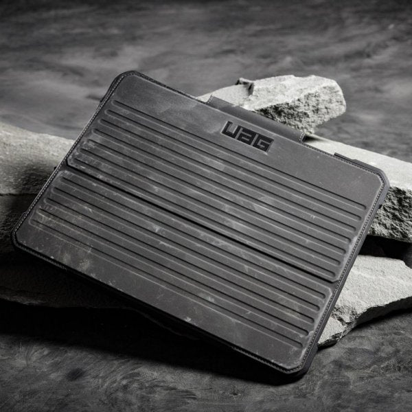 Urban Armor Gear (UAG) iPad Air 13 (M2/M3/M4) Fodral Metropolis SE Bordeaux