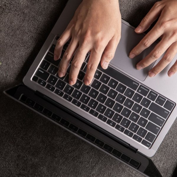 Moshi MacBook Air 13 (A2179. M1 A2337) Tangentbordsskydd