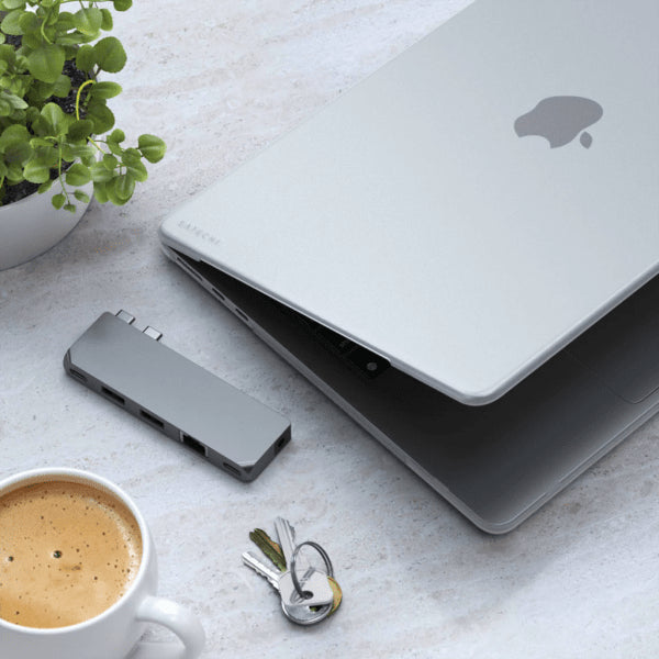 Satechi MacBook Air 13 M2 (A2681)/M3 (A3113) Skal Eco-Hardshell Case Clear