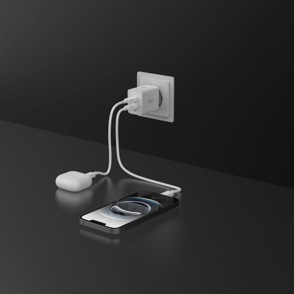 Spigen Essential Laddare 47W 2xUSB-C Vit