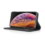 Pipetto iPhone XS Max Magnetic Folio Fodral Svart