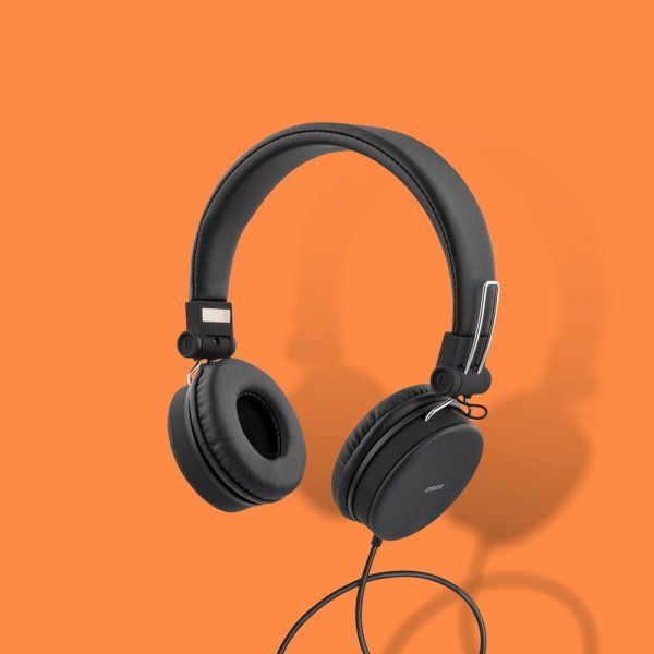 Streetz Hörlurar H300 Headphones 3.5mm Svart