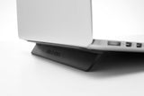 Bluelounge Kickflip MacBook Pro 15/16" Utfällbart Stöd Svart
