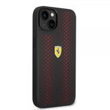 Ferrari iPhone 14 Plus Skal Logo Perforerad Röd