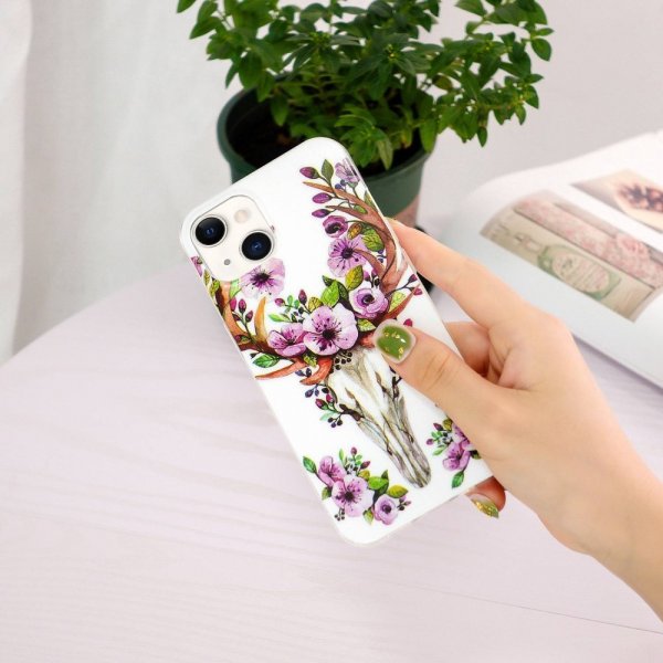 iPhone 14 Plus Skal Motiv Blommor och Hjort
