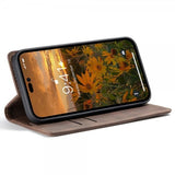 CaseMe iPhone 14 Pro Fodral Retro Flip Kaffe