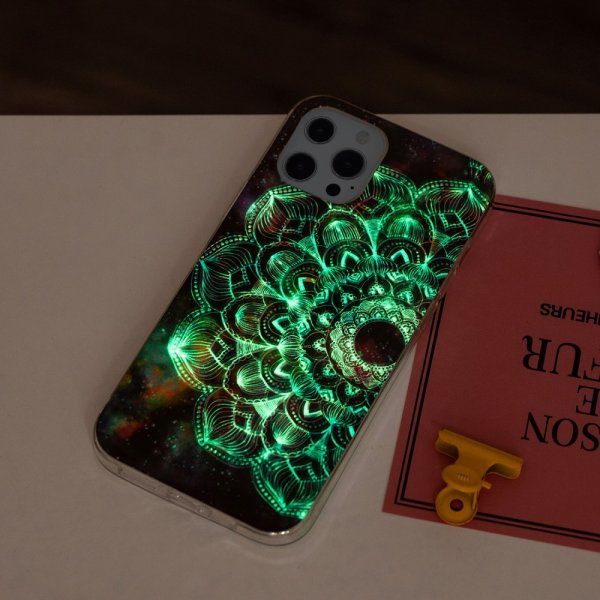 iPhone 15 Pro Max Skal Motiv Rymdmandala