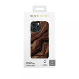 Ideal of Sweden iPhone 15 Skal Fashion Case MagSafe Dark Amber Marble