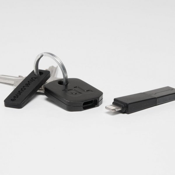 Bluelounge Kii Lightning Laddare Nyckelring Svart