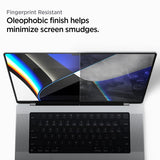 Spigen MacBook Pro 14 M1 (A2442)/M2 (A2779)/M3 (A2918 A2992) Skärmskydd GLAS.tR Slim