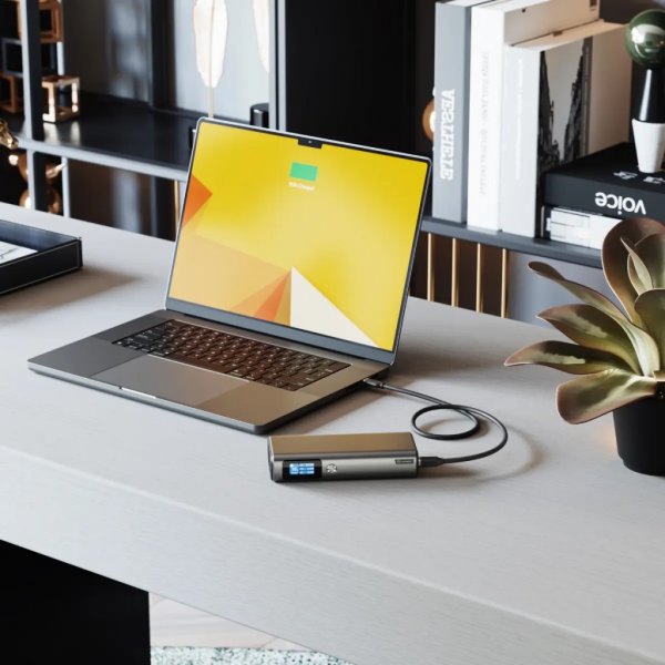ALOGIC Powerbank Ruck 20 000mAh med 130W laddning