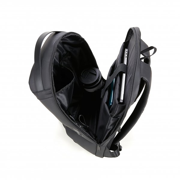 Puro Väska Tech Backpack 20L Svart