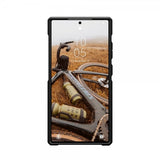 Urban Armor Gear (UAG) Samsung Galaxy S24 Ultra Skal Metropolis LT MagSafe Micro Hex Camo Graphite