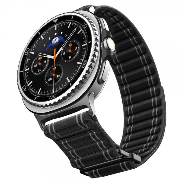 Spigen Samsung Galaxy Watch 8 40/44mm/Classic 46mm Armband WBF0 Svart