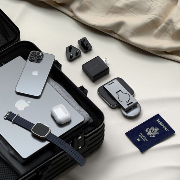 Satechi Trådlös Laddare 3-in-1 Foldable Qi2 Wireless Charging Stand MagSafe
