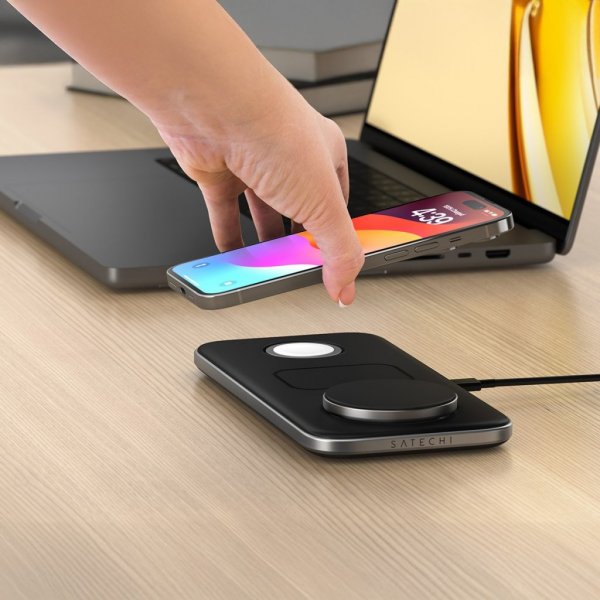 Satechi Trådlös Laddare Qi2 Trio Wireless Charging Pad MagSafe