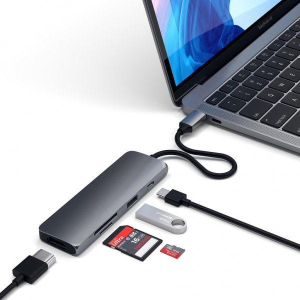 Satechi USB-C Multiport Pro Space Gray